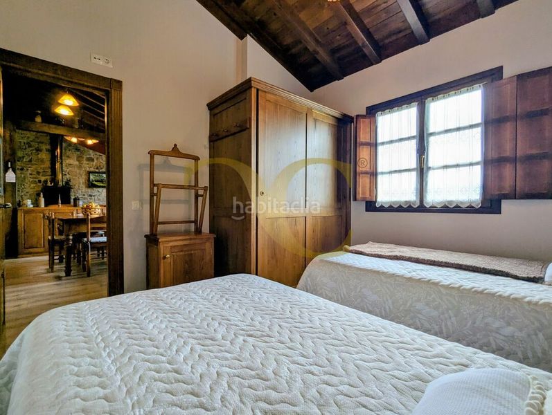 Foto f50baa77-8e2a-4081-b354-b2a1ca7ac504. Casa amb calefacció aparcament a Cabranes