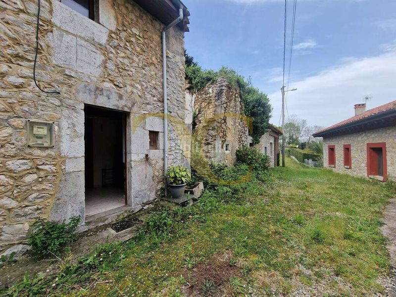Foto bb2d67bd-aa56-4b31-b5d3-4af73d31a0aa. Casa amb calefacció a Pría-Nueva-Hontoria-Naves Llanes