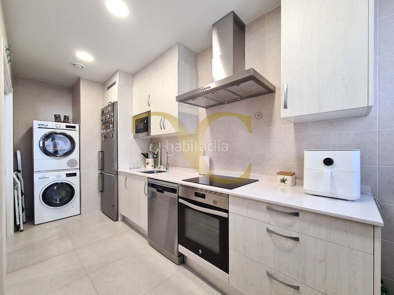 Foto 33f9c9b9-dc80-4f11-9527-a0c398a453b0. Pis amb calefacció a Llano Gijón