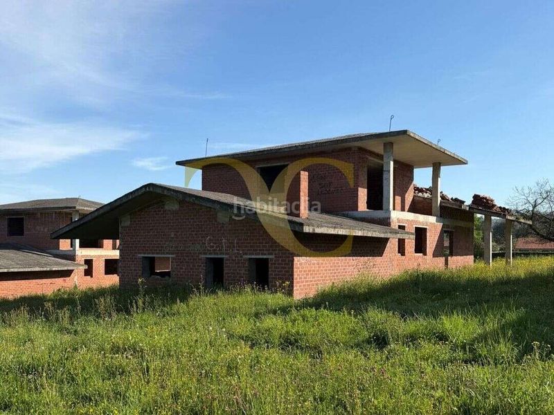 Foto aceac797-c9da-4a67-a544-31489f046c8a. Xalet amb aparcament a Parroquias Norte Siero