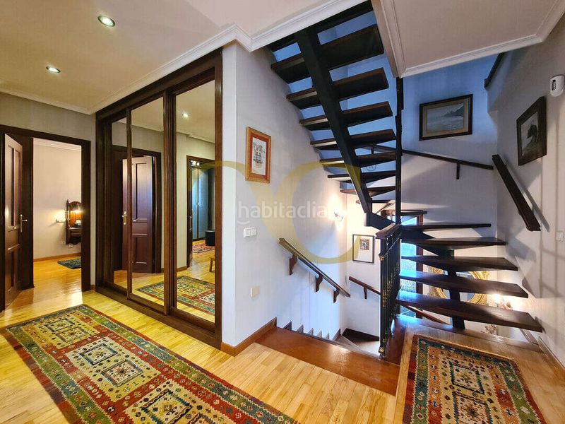 Foto 10e30bff-d5d6-42dc-8788-19a77f9c7bc6. Casa amb calefacció aparcament piscina a Noreña