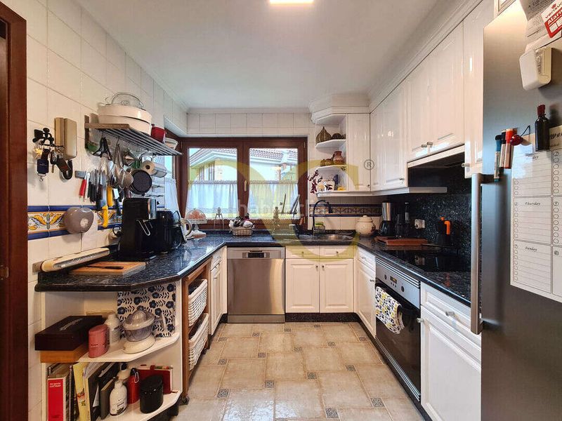 Foto c38ab276-6133-4ffd-9374-c4154f2aa3d3. Casa amb calefacció aparcament piscina a Noreña