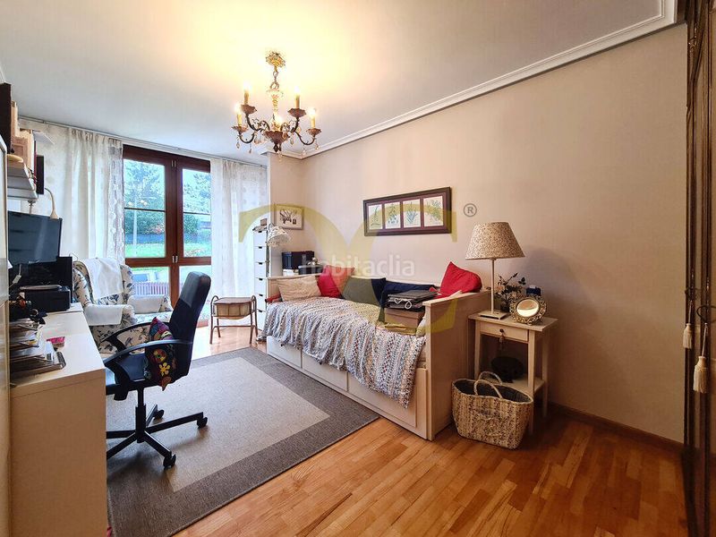 Foto dc845ab5-286e-4e14-9b20-685c063ba00d. Casa amb calefacció aparcament piscina a Noreña