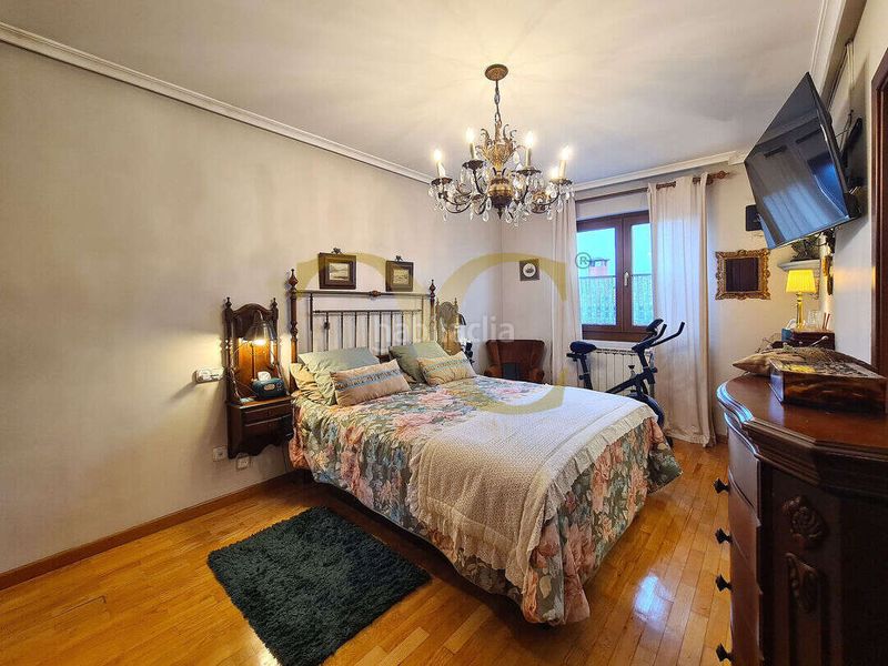 Foto eefbd795-a42f-4c26-bbb0-1841fb4245c5. Casa amb calefacció aparcament piscina a Noreña