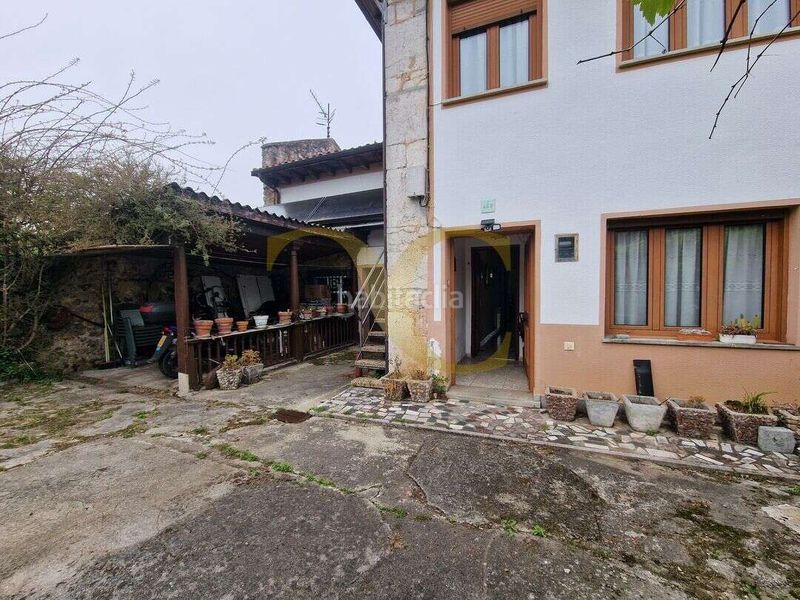 Foto fc46fffa-8947-4868-9a4c-b0c1e8208f1a. Casa amb aparcament a Pría-Nueva-Hontoria-Naves Llanes