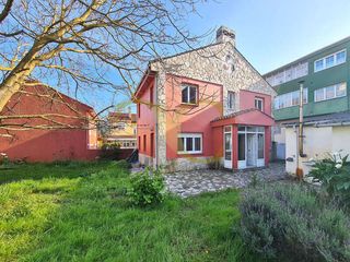Casa  Calle de los viñales. Magnífica casa ubicada en pleno centro de san juan de la arena.