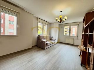 Appartamento  Carretera de la carbonera. Vivienda recién reformada en montevil.