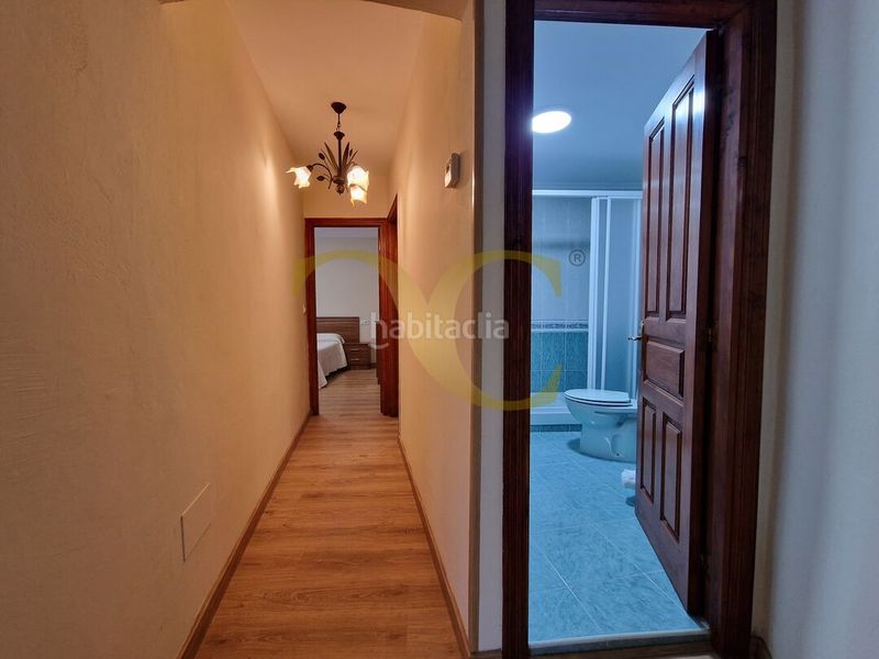 Foto aa9bcf3e-d5f8-4926-a598-517f2305d483. Casa amb calefacció a Celorio-Poó-Parres Llanes