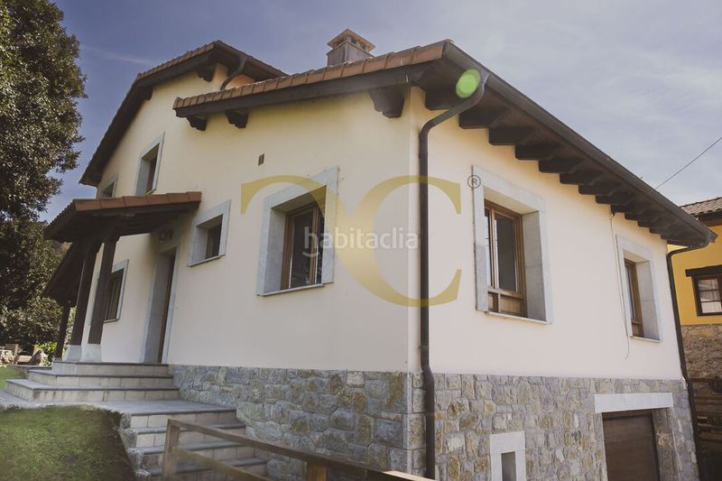 Foto ff4e0d67-c1cb-4ae1-8b7a-79e6f3780c26. Casa amb calefacció aparcament a Pría-Nueva-Hontoria-Naves Llanes