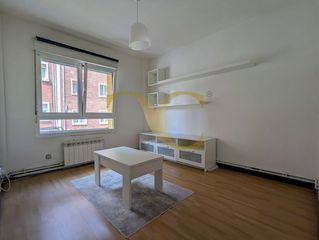Etagenwohnung  Calle reconquista. Exclusiva interesante piso a un paseo de la playa.