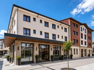 Edificio in Plaza barqueras 1. Una de las joyas inmobiliarias de llanes potencial hotelero y re