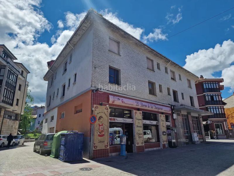 Foto bfc5947c-4c4d-4a99-a6d5-2a3ca372aaab. Edificio in plaza barqueras 1 in Llanes pueblo Llanes