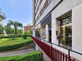 Local Comercial a Calle Pintor Ribera