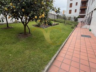 Appartement  Calle ateneo obrero de luanco. Bajo con jardín en luanco.