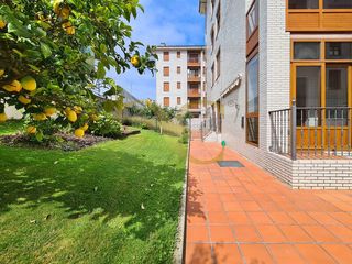 Etagenwohnung  Calle ateneo obrero de luanco. Bajo con jardín en luanco.