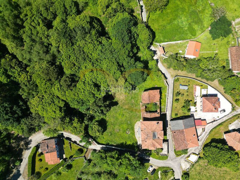 Foto 19e7d4a4-b505-4dcf-b2a2-bcf6c7f354a8. Casa amb aparcament a Vidiago-Pendueles-Tresgrandras Llanes