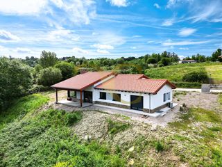 Xalet  Piedramuelle. Exclusiva vivienda unifamiliar a un paso de oviedo.