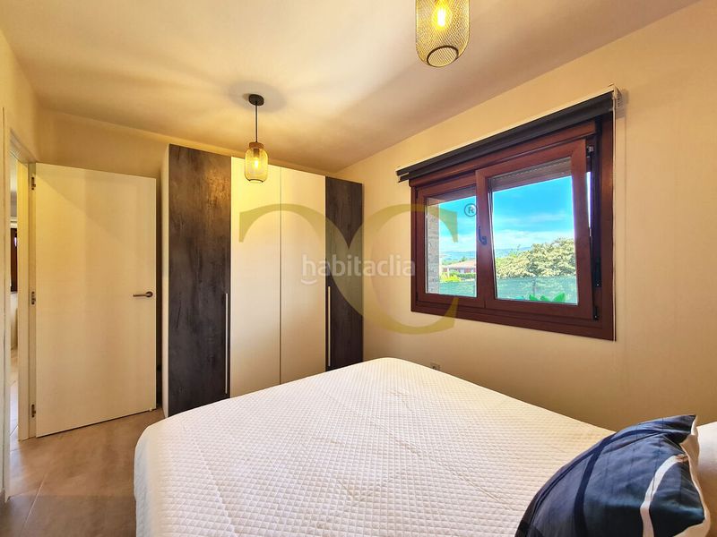 Foto ebf553a2-7592-4b7f-9480-7e4d50753501. Casa amb calefacció aparcament piscina a Roces Gijón