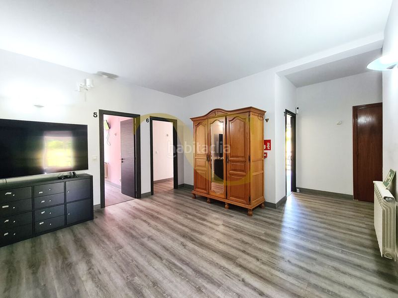Foto 878562a9-8016-4eaa-a987-590ea311d4c4. Edifici a Candamo