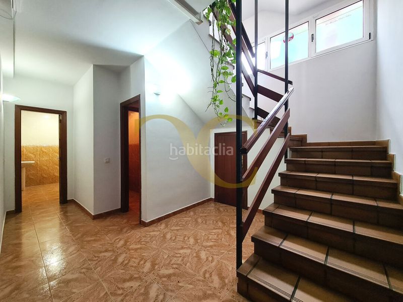 Foto 897d4175-0d0b-43aa-afd6-2c83a1cb3b7c. Edifici a Candamo