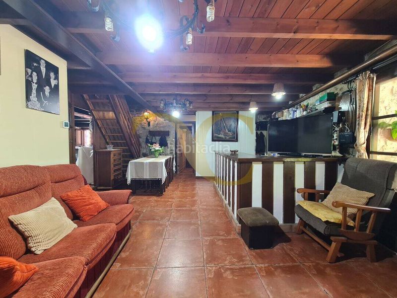Foto cfff34f6-9018-46c8-9250-fb030a9002d0. Edificio in Peñamellera Alta