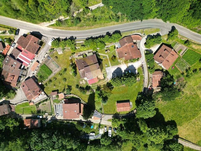 Foto dad82254-e9a4-4fa5-a5f0-849635843659. Edificio in Peñamellera Alta