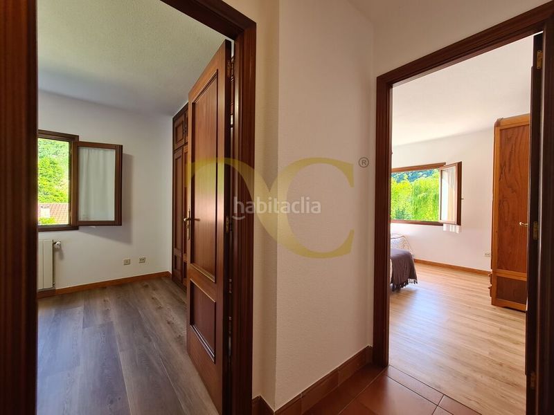 Foto ee45f871-f12c-4036-ba92-63083eb22e7b. Edificio in Peñamellera Alta