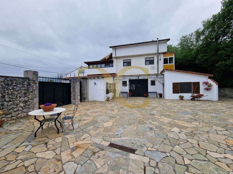 Foto 54670147-f17a-4c9e-a0f0-35ef14895e48. Casa amb calefacció aparcament piscina a Posada-Barro Llanes