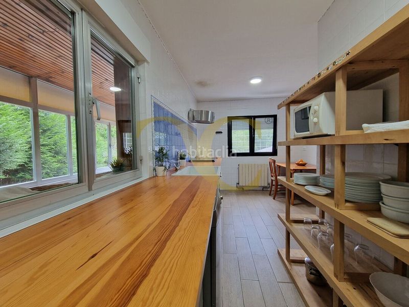 Foto a0bd6e57-f98a-4d14-86fa-9a80ada7f7a0. Casa amb calefacció aparcament piscina a Posada-Barro Llanes