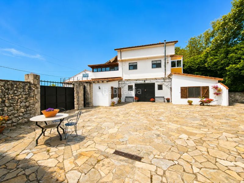 Foto f3f66c69-0d81-4cde-94d7-68c84270cb38. Casa amb calefacció aparcament piscina a Posada-Barro Llanes