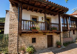 Maison  Calle el lugar. Casa tradicional asturiana para reformar con proyecto incluido e