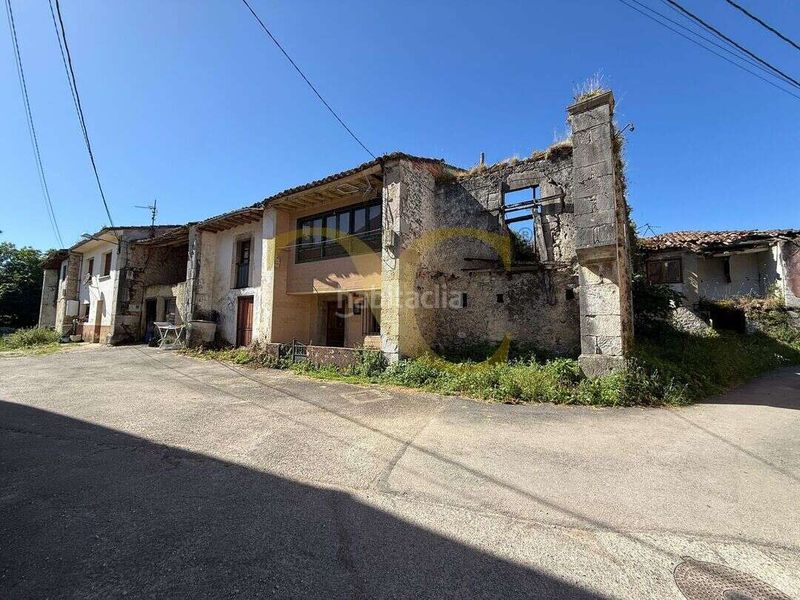 Foto ac7916d7-9eee-4cc9-bb31-c968857afdd7. Casa a Celorio-Poó-Parres Llanes