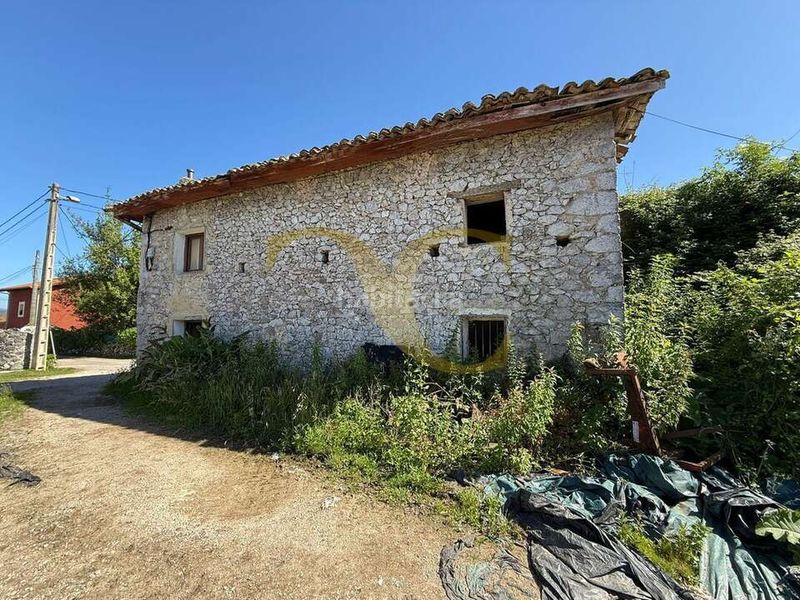 Foto c6aa297c-f50d-4414-9308-0b2d47a5809e. Casa a Celorio-Poó-Parres Llanes