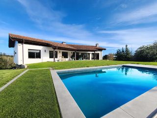 Chalet  Camangu. Exclusiva  villa de diseño con piscina el refugio premium defini