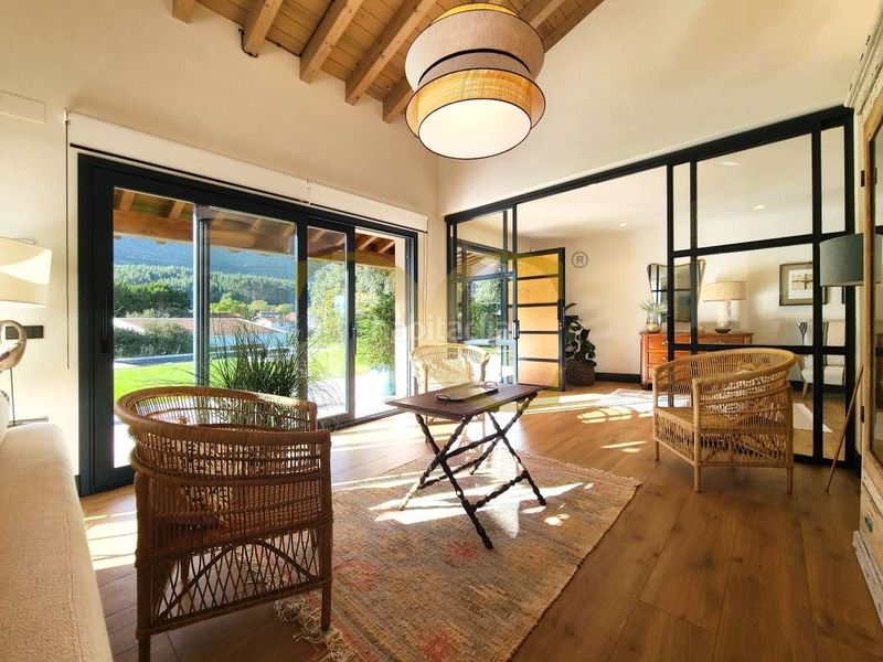 Foto 1472cb3e-6836-41cb-ab82-7a0d71ca1a13. Chalet with heating parking pool in Ribadesella