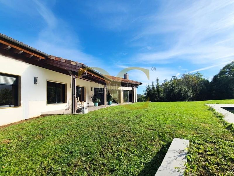 Foto 24b39742-8b14-4734-a451-789d8c2e713b. Chalet with heating parking pool in Ribadesella