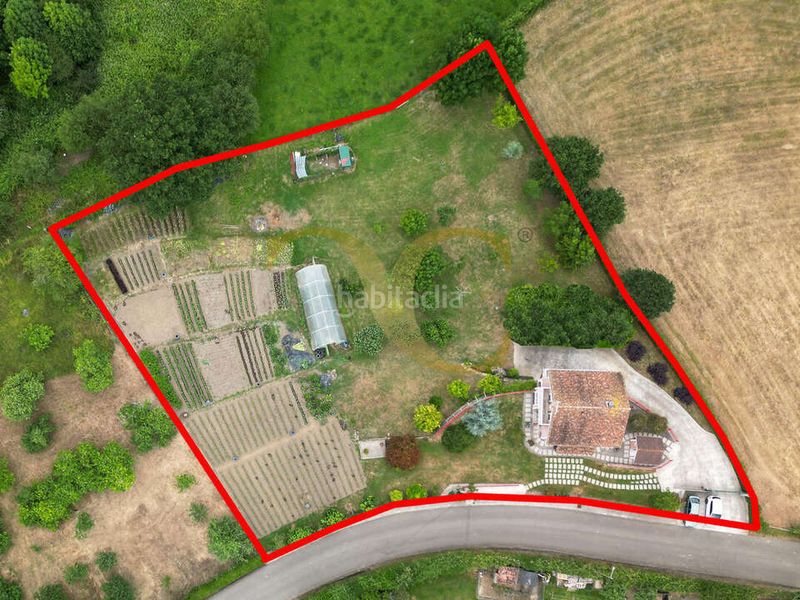 Foto a93a7778-d6fa-4e6b-926f-2f678399907e. Casa amb calefacció aparcament a Ruedes Gijón