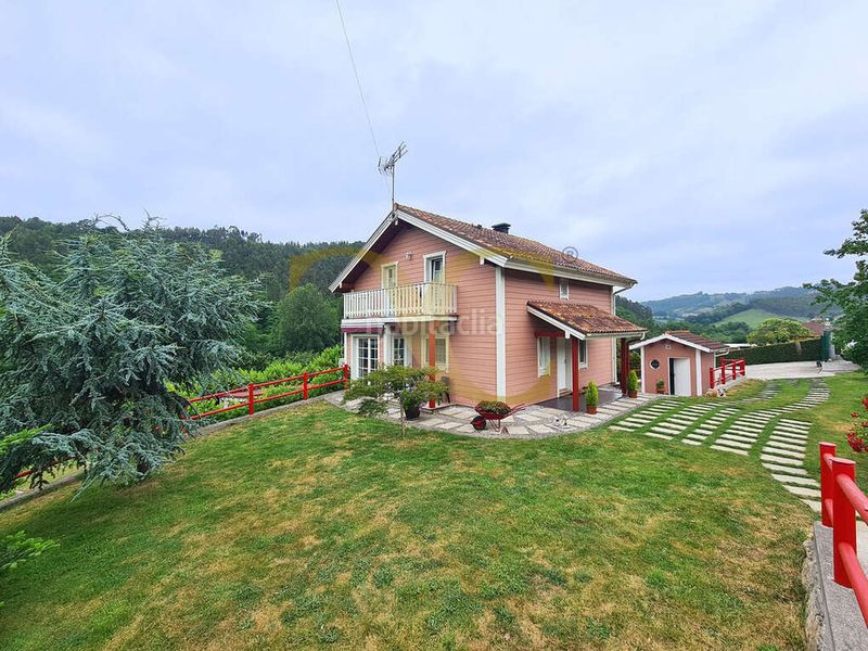 Foto fcd19b87-045d-48c4-a24d-f271f2e6f92a. Casa amb calefacció aparcament a Ruedes Gijón