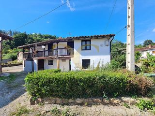 Maison  Carretera de intriago. Acogedora casa de piedra situada en intriago, cangas de onís.
