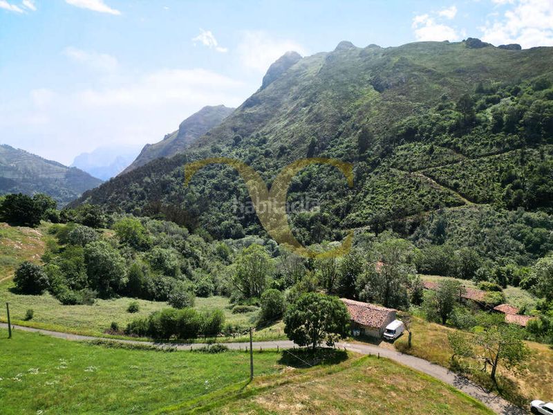 Foto 7358b3f5-f970-4596-bc8a-790d362e357d. Casa a Parres
