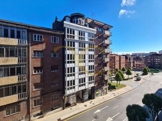 Pis  Avenida cristo de las cadenas. Amplia vivienda con infinitas posibilidades en el cristo.
