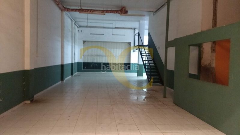 Foto bc801341-07d9-4050-8f0a-21f75b3e59b1. Local comercial a Versalles Avilés