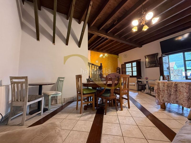 Foto c6d2588e-a8a0-4e3f-8d21-bbe4b6cb87a5. Casa amb calefacció aparcament a Pría-Nueva-Hontoria-Naves Llanes