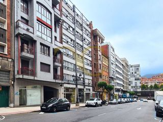 Local Comercial  Calle asturias. Local de gran potencial en la zona centro de oviedo.