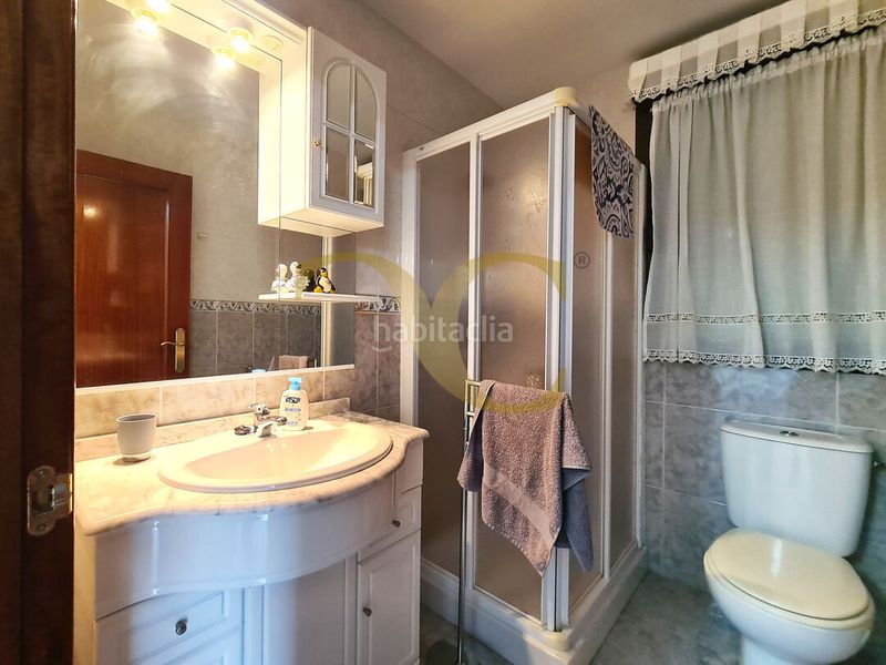 Foto 42a900c4-4a71-4023-ab65-ac6a11a72329. Casa amb calefacció aparcament a Cenero Gijón
