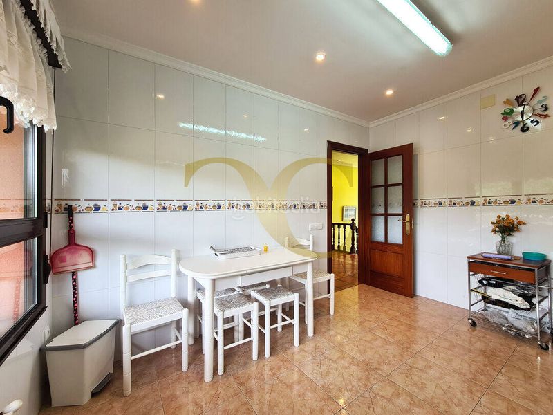 Foto e9bf72df-ddfc-4f7e-8324-f202ba8e569f. Casa amb calefacció aparcament a Cenero Gijón