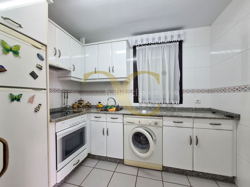 Foto fd765a73-a188-450d-9699-6f7042a7bff8. Casa amb calefacció aparcament a Cenero Gijón