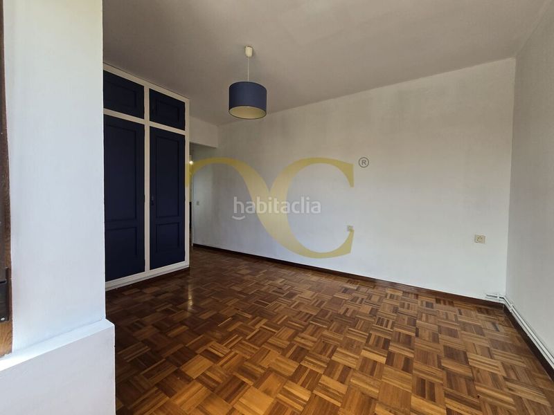 Foto c4da1b0c-6e3d-409f-affa-a52eebc65a0a. Pis amb calefacció aparcament a Ribadedeva