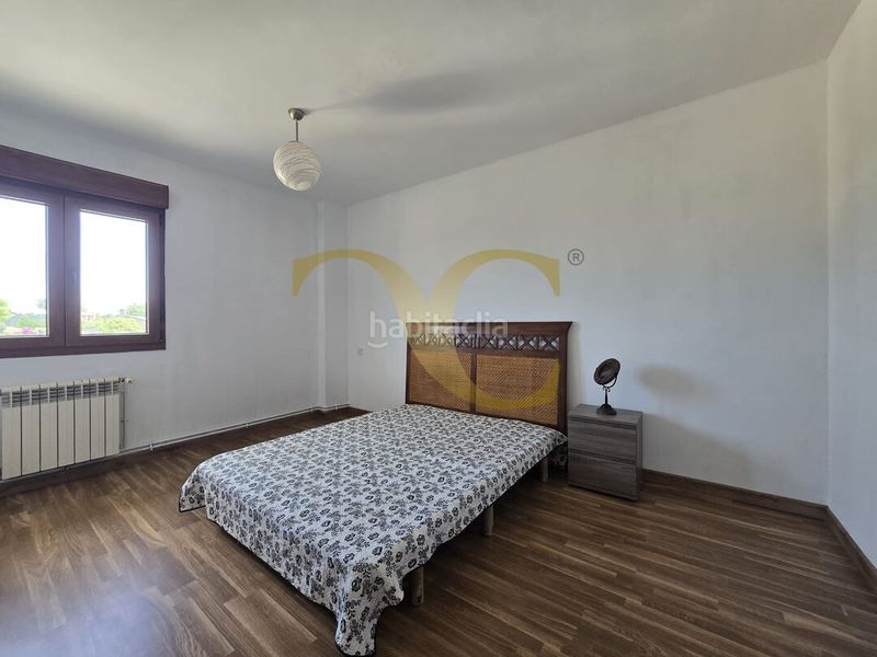 Foto de0cf4ad-9d82-4abf-b59f-7d36997569c5. Pis amb calefacció aparcament a Ribadedeva