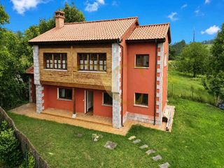Chalet  Bones. Elegancia, tranquilidad y calidad de vida a un paso de ribadesel